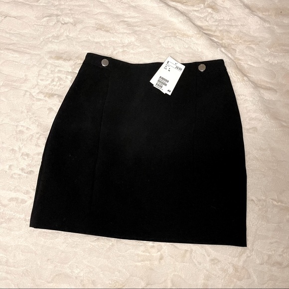 H&M Dresses & Skirts - Black Mini Skirt With Gold Button Detailing